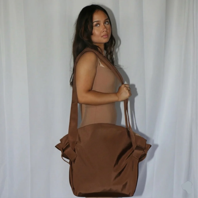 FlexiBag - The 3-in-1 Smart Bag